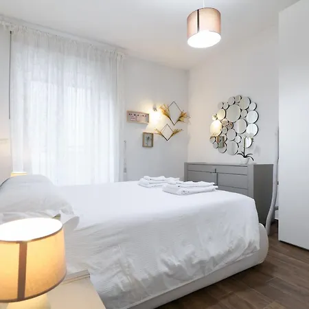 Mila Apartments Battista Milan Exterior photo
